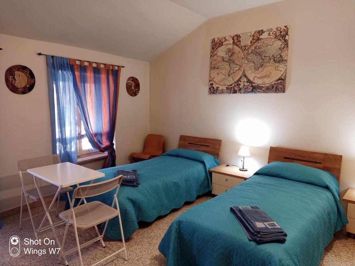 Beb Infamiglia Bed & Breakfast Cascinette Dış mekan fotoğraf
